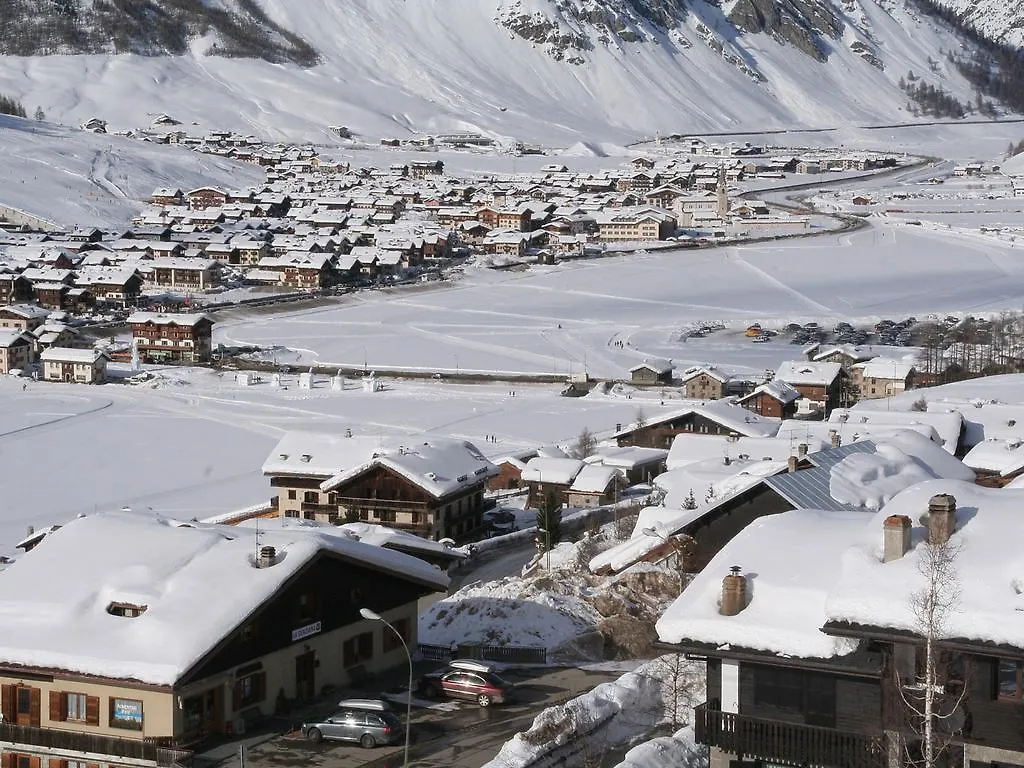 Tranquil Holiday Home In Livigno Italy Near Ski Area 0*,  Ιταλία